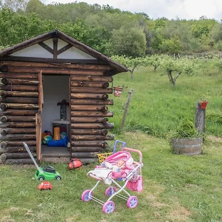 Holiday home Caserio Vasco Con Piscina Y Barbacoa